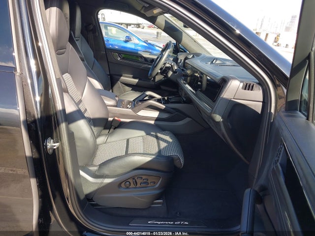 2025 PORSCHE CAYENNE COUPE WP1BG2AY4SDA44601 Photo 4