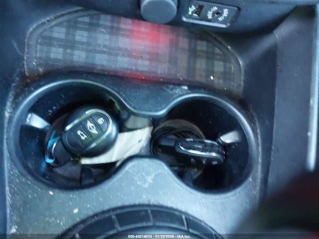 2016 MINI CLUBMAN WMWLN5C56G2E07029 Photo 10