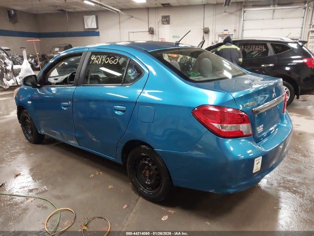 2017 MITSUBISHI MIRAGE G4 ML32F3FJXHHF14045 Photo 2