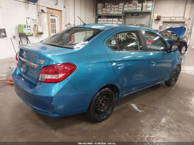 2017 MITSUBISHI MIRAGE G4 ML32F3FJXHHF14045 Photo 3