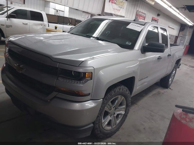 1GCVKPECXJZ336618 Chevrolet Silverado 1500 Custom