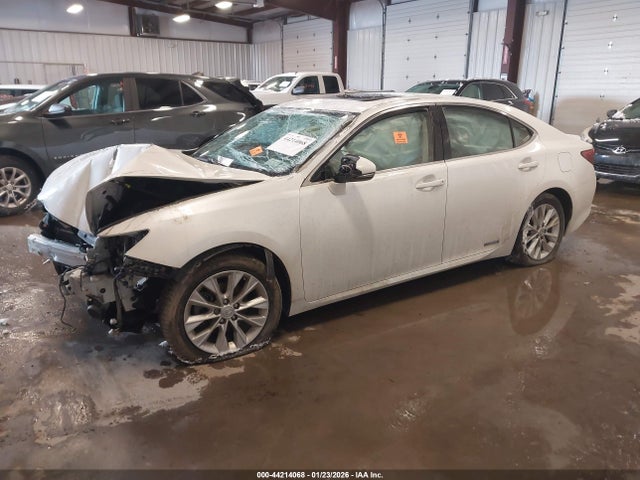 2013 Lexus Es 300h მანქანა იყიდება აუქციონზე, vin: JTHBW1GG3D2003192, აუქციონის ნომერი: 44214068