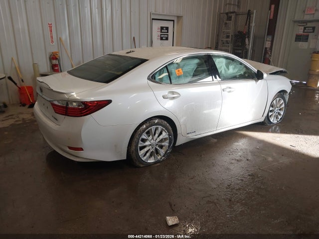 2013 Lexus Es 300h მანქანა იყიდება აუქციონზე, vin: JTHBW1GG3D2003192, აუქციონის ნომერი: 44214068