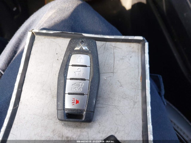 2023 MITSUBISHI OUTLANDER JA4J4UA86PZ017793 Photo 10