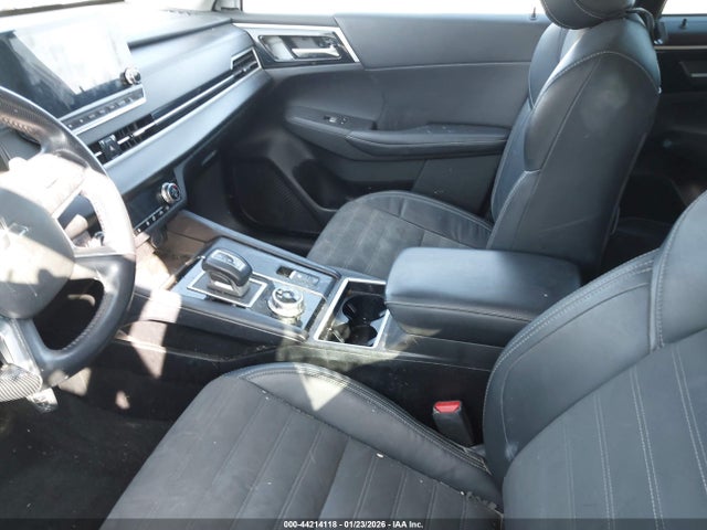 2023 MITSUBISHI OUTLANDER JA4J4UA86PZ017793 Photo 4