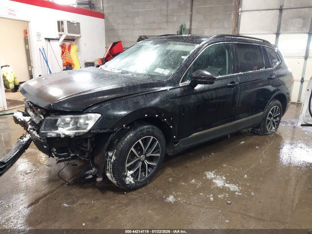 2021 VOLKSWAGEN TIGUAN 3VV2B7AX7MM098052 Photo 1