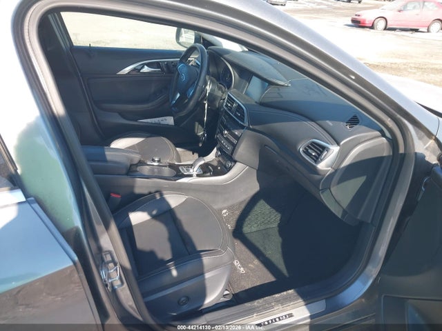 2018 INFINITI QX30 SJKCH5CP8JA005306 Photo 4