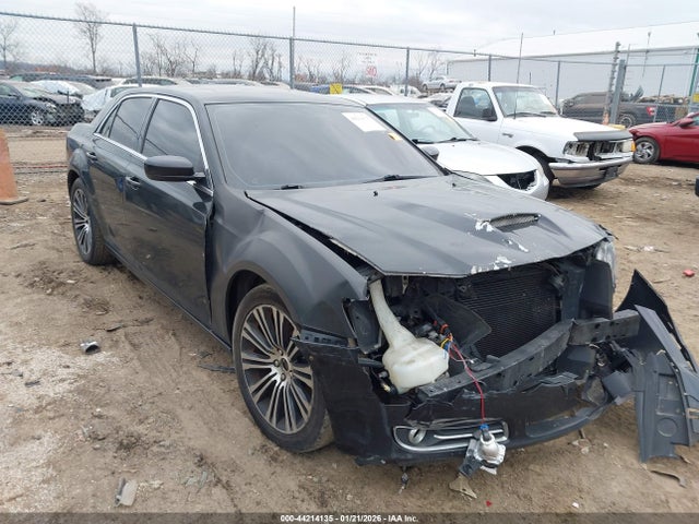 Продаж на аукціоні авто 2014 Chrysler 300 300s, vin: 2C3CCABG2EH189830, номер лоту: 44214135