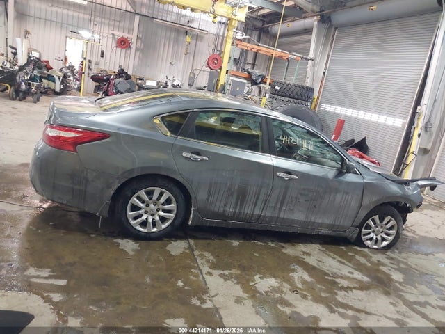 Nissan Altima 2.5 S 2016 1N4AL3AP8GN342923 Image 13