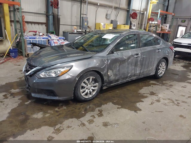 Nissan Altima 2.5 S 2016 1N4AL3AP8GN342923 Image 2