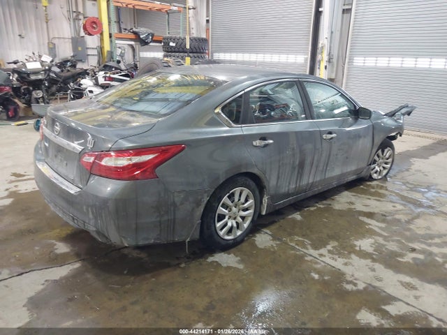 Nissan Altima 2.5 S 2016 1N4AL3AP8GN342923 Image 4