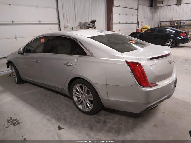 2018 CADILLAC XTS 2G61M5S33J9120527 Photo 2
