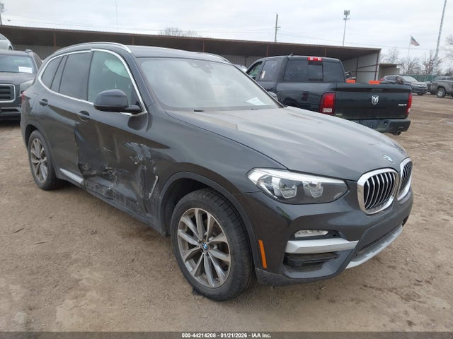 2019 BMW X3 5UXTR9C50KLD97680