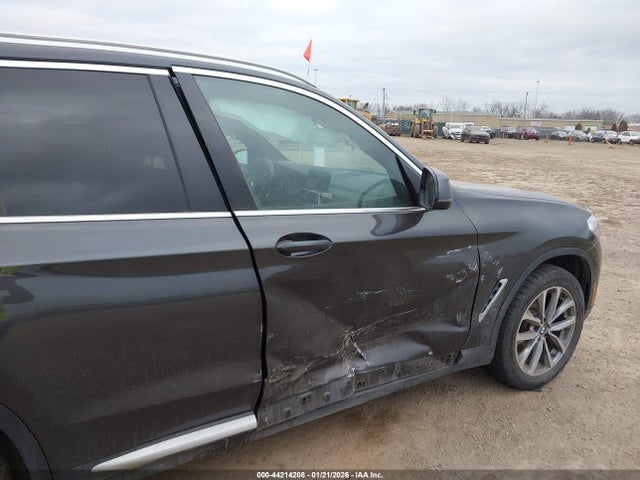 2019 BMW X3 5UXTR9C50KLD97680 Photo 5