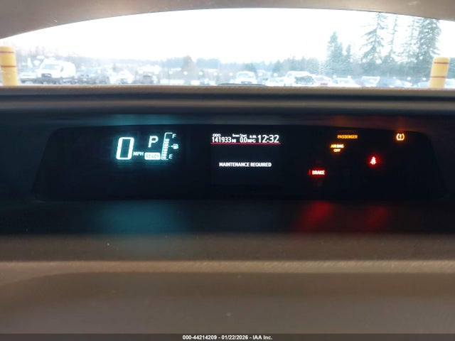 JTDKDTB31E1077516 Toyota Prius C Two
