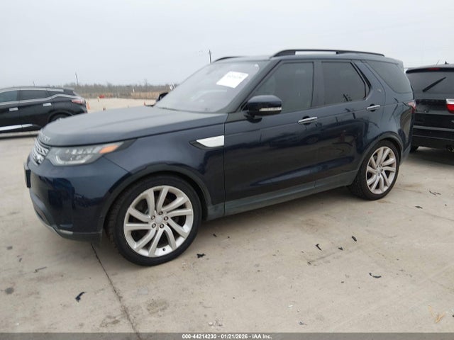Land Rover Discovery Hse Luxury 2017 SALRHBBV5HA046250 Image 2