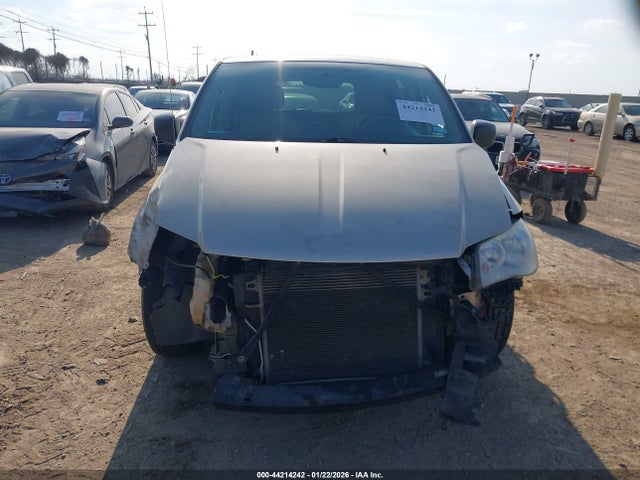 2C4RDGBG0ER275895 Dodge Grand Caravan Se