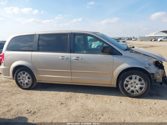 2C4RDGBG0ER275895 Dodge Grand Caravan Se
