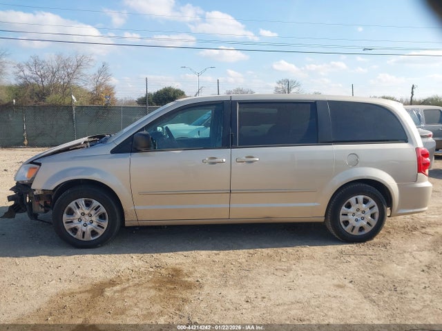 2C4RDGBG0ER275895 Dodge Grand Caravan Se
