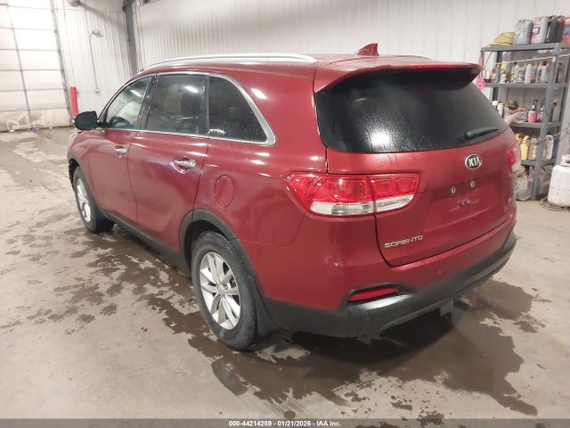 2017 KIA SORENTO 5XYPG4A31HG246586 Photo 2