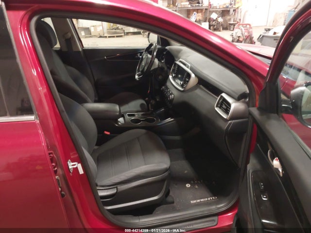 2017 KIA SORENTO 5XYPG4A31HG246586 Photo 4