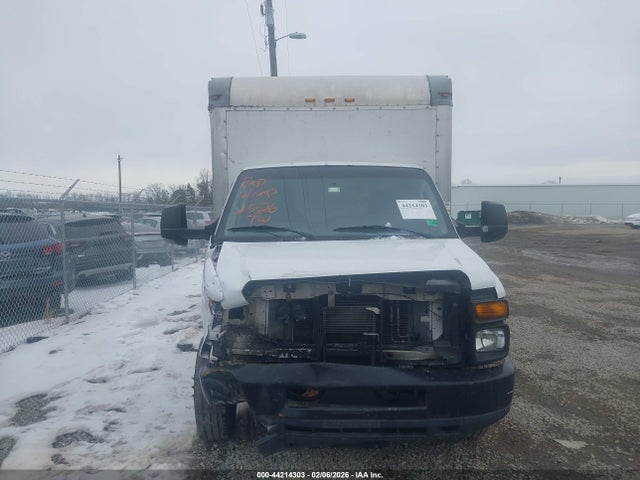 Ford E-350 Cutaway 2014 1FDWE3FL1EDA61304 Image 12