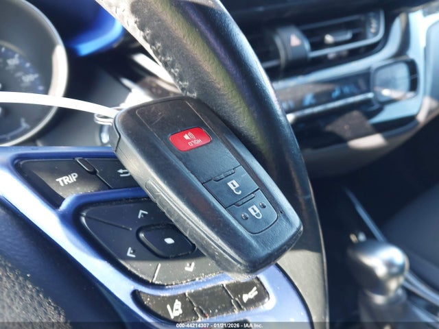 2020 TOYOTA C-HR NMTKHMBX3LR107370 Photo 10