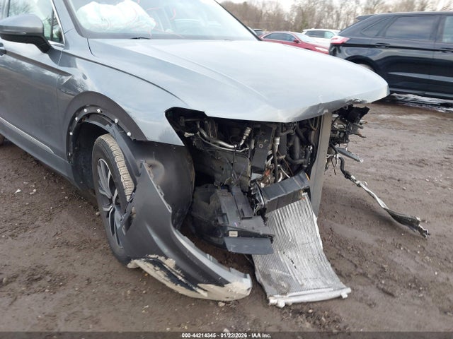 2020 Volkswagen Tiguan 2.0t Se/2.0t Se R-line Black/2.0t Sel მანქანა იყიდება აუქციონზე, vin: 3VV2B7AX1LM131867, აუქციონის ნომერი: 44214345