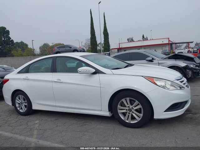 Hyundai SONATA GLS 2014 5NPEB4AC3EH849422 Image 13