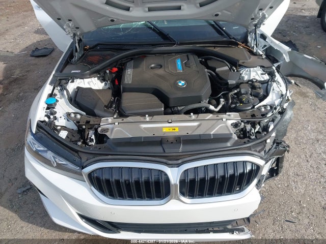 Продажа на аукционе авто 2024 Bmw 330e, vin: 3MW39FF04R8E48545, номер лота: 44214387