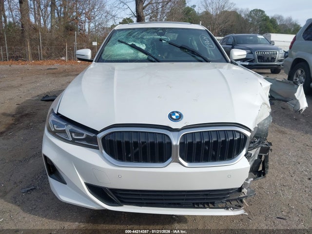 Продажа на аукционе авто 2024 Bmw 330e, vin: 3MW39FF04R8E48545, номер лота: 44214387