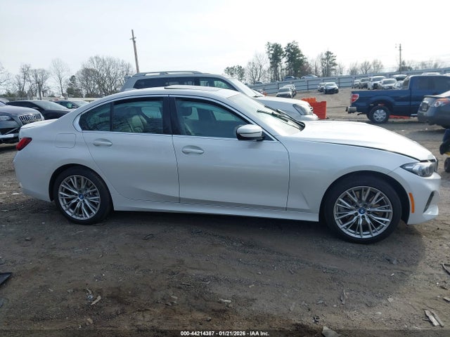 Продажа на аукционе авто 2024 Bmw 330e, vin: 3MW39FF04R8E48545, номер лота: 44214387