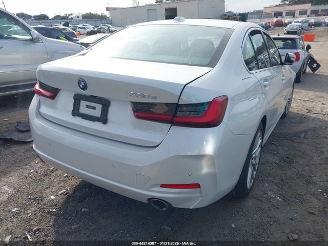 Продажа на аукционе авто 2024 Bmw 330e, vin: 3MW39FF04R8E48545, номер лота: 44214387