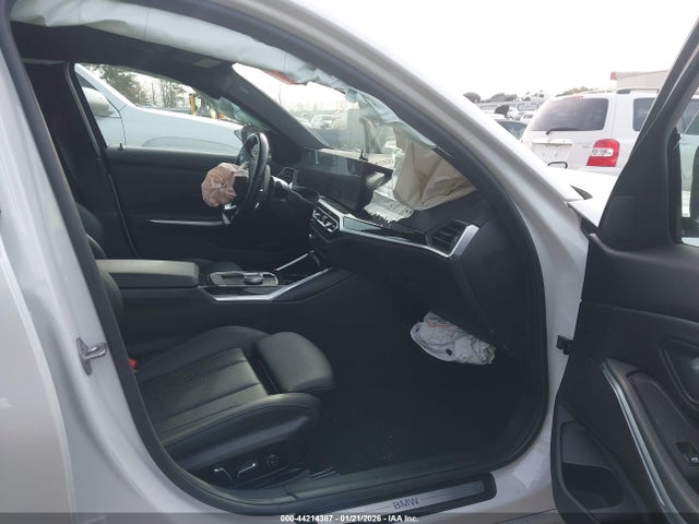Продажа на аукционе авто 2024 Bmw 330e, vin: 3MW39FF04R8E48545, номер лота: 44214387