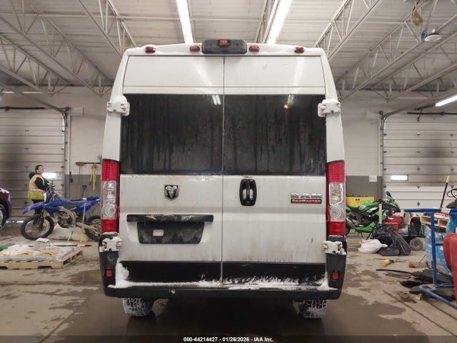44214427 :رقم المزاد ، 3C6LRVDG1NE116157 vin ، 2022 Ram Promaster 2500 High Roof 159 Wb مزاد بيع