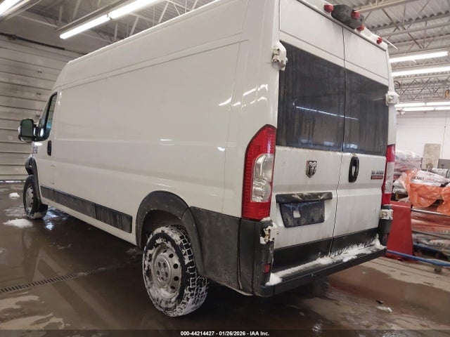 2022 RAM PROMASTER 2500 3C6LRVDG1NE116157 Photo 2