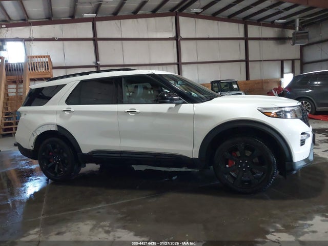 1FM5K8GC5RGA19352 Ford Explorer St