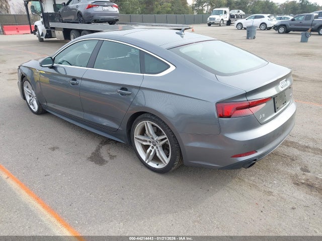 WAUENCF59KA069260 Audi A5 45 Premium