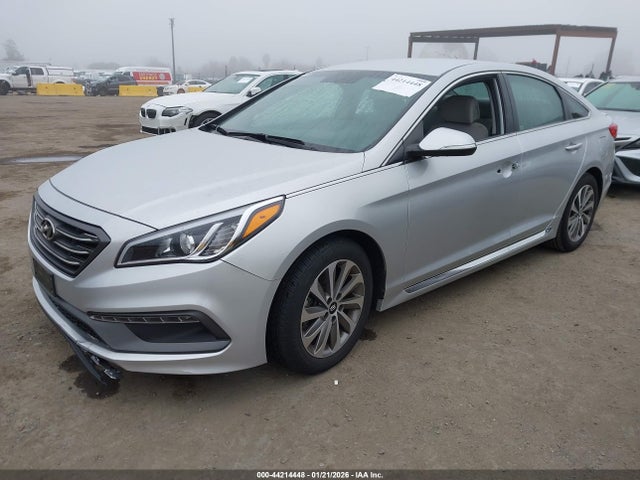Hyundai Sonata Sport 2015 5NPE34AF2FH115251 Image 2