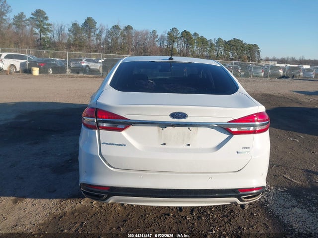 3FA6P0H95JR174257 Ford FUSION SE