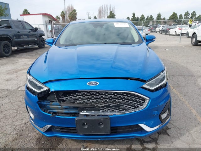 3FA6P0SU2KR177650 Ford Fusion Energi Titanium
