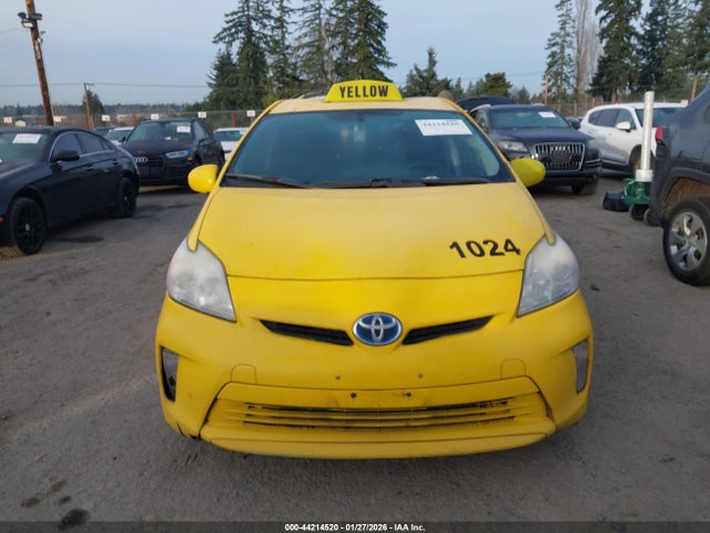 Toyota Prius Two 2014 JTDKN3DU2E1774843 Image 13