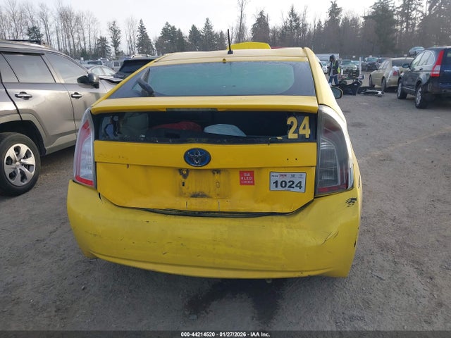 Toyota Prius Two 2014 JTDKN3DU2E1774843 Image 17