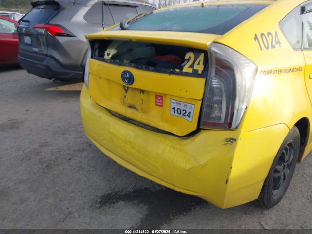 Toyota Prius Two 2014 JTDKN3DU2E1774843 Image 21