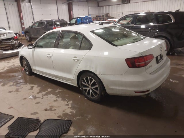2017 VOLKSWAGEN JETTA 3VWDB7AJ7HM294174 Photo 2