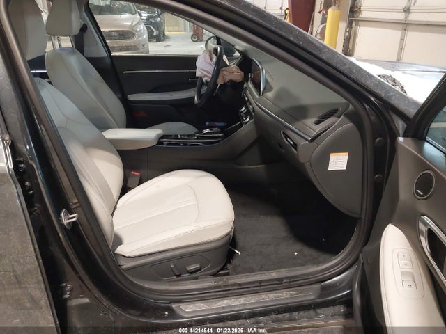 2023 HYUNDAI SONATA HYBRID KMHL54JJ4PA057833 Photo 4