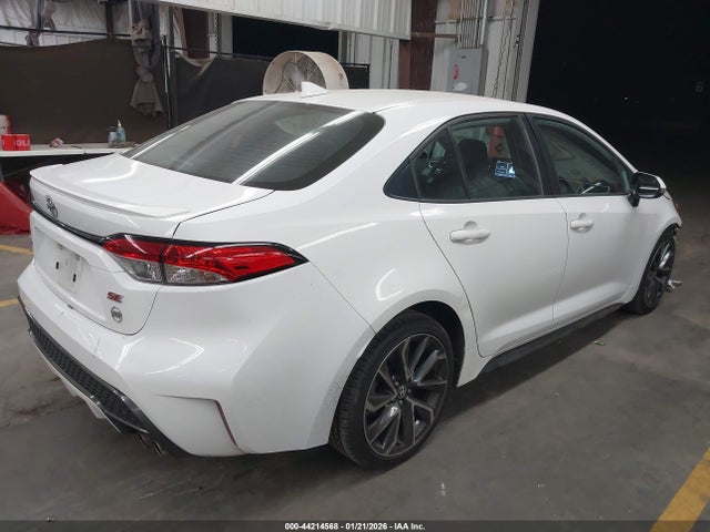 Toyota COROLLA SE 2020 5YFS4RCE4LP037913 Image 4