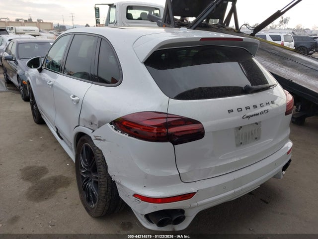 2016 PORSCHE CAYENNE WP1AD2A27GLA71353 Photo 2