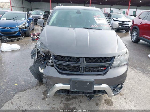 3C4PDCGG8JT475679 Dodge Journey Crossroad