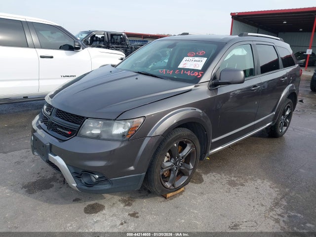 3C4PDCGG8JT475679 Dodge Journey Crossroad